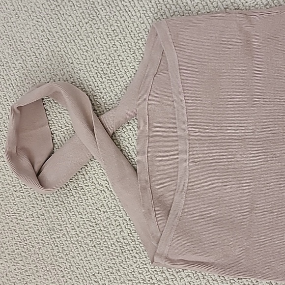 Crossover halter ribbed top - Picture 5 of 5